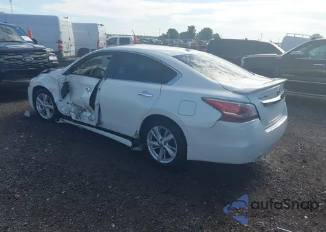 2015 Nissan Altima 2.5 Sv из США, поврежденный, VIN 1N4AL3AP0FC426695